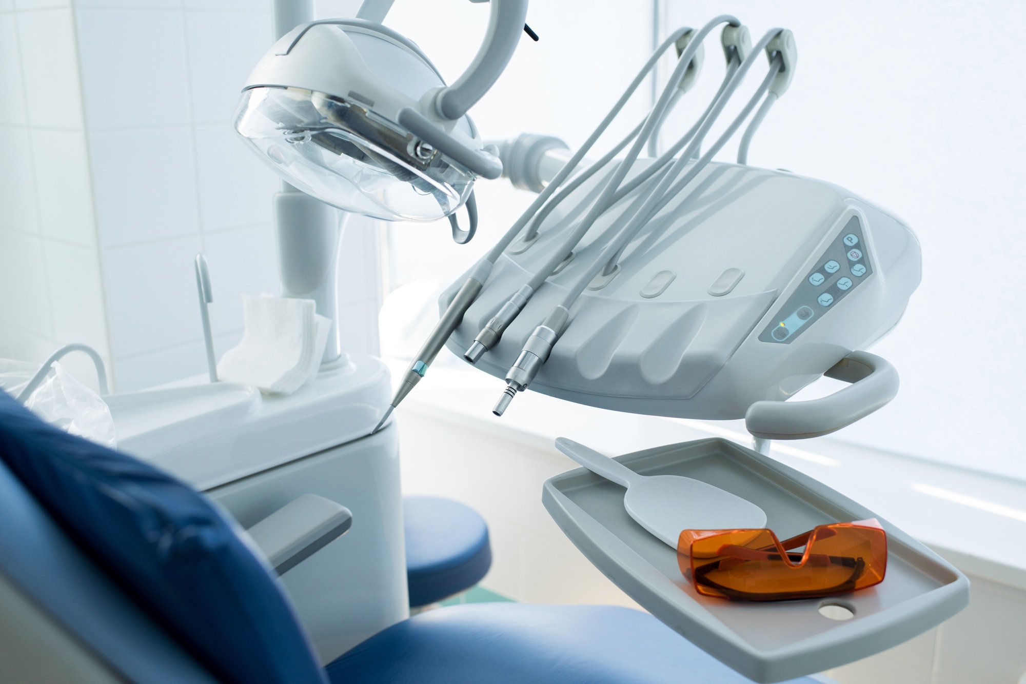 modern-working-apparatus-of-dentist.jpg